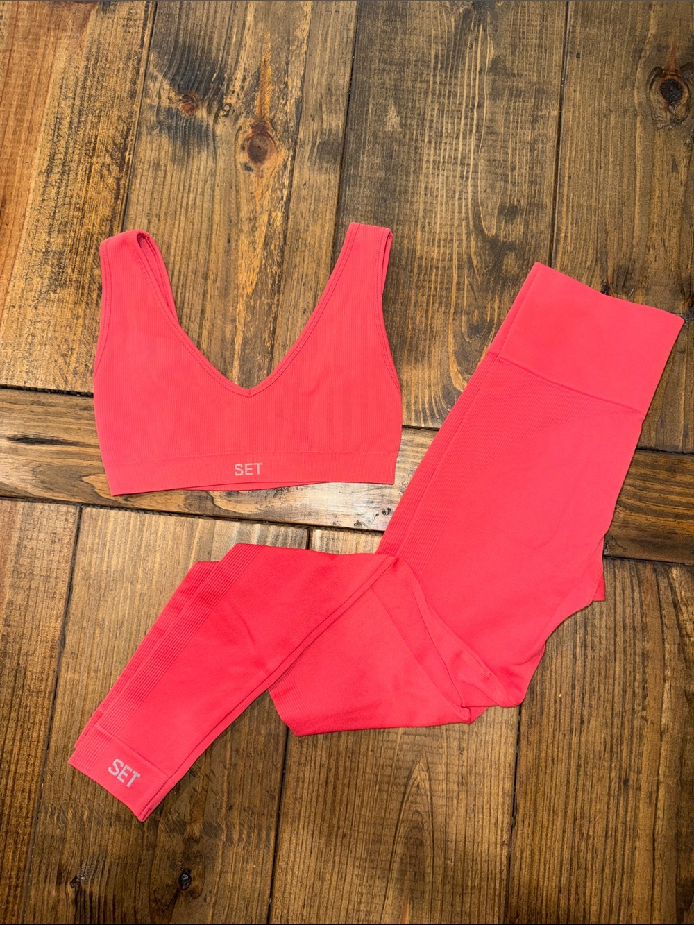 SET Active matching Leggings & Sports Bra